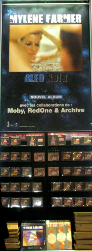 PLV Fronton Virgin Megastore – Bleu Noir – France