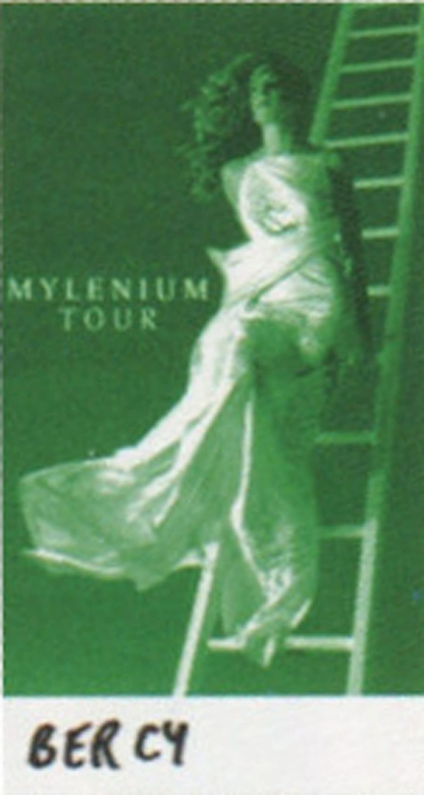 Mylenium Tour – Pass Tissu Vert – France