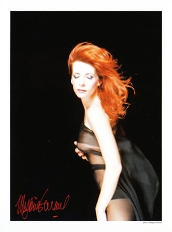 Grande photo dédicacée 2 – Mylènium Tour – France